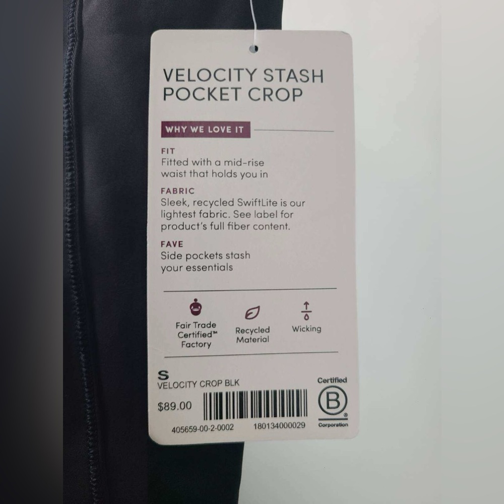 ATHLETA Velocity Stash Pocket Crop
